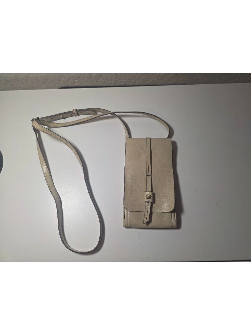 HOBO International Token Neutral Beige Rectangular Leather Crossbody Purse